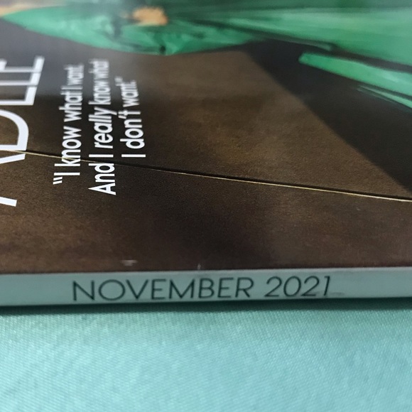 📚💅🏼 Vogue Magazine Adele Edition November 2021 - Picture 8 of 8